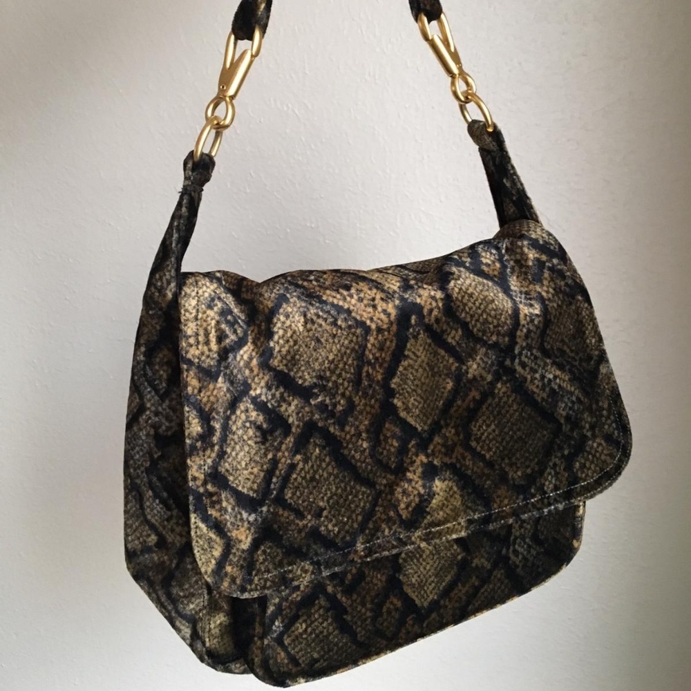 💥SOLD💥Vintage Velvet Snakeskn Animal Print Purse